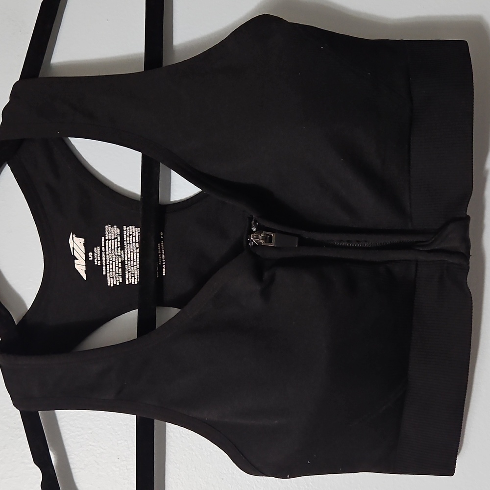 Avia Black Zip-Front Support Sports Bra With Removable Pads Size L